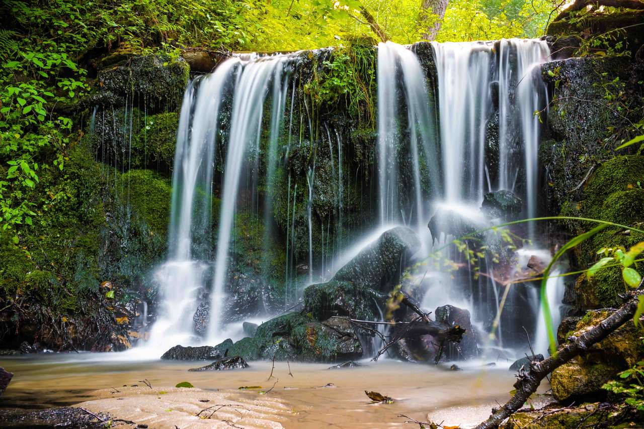 Waterfall puzzle online from photo