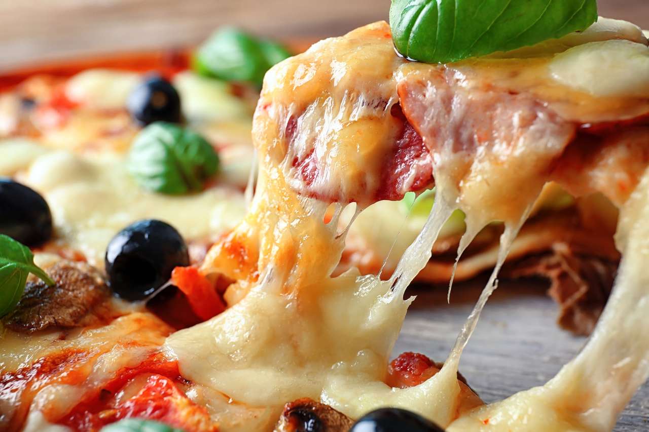 Pizza italiana casera rompecabezas en línea
