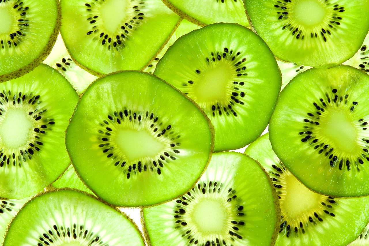 Delicioso verde kiwi. puzzle online