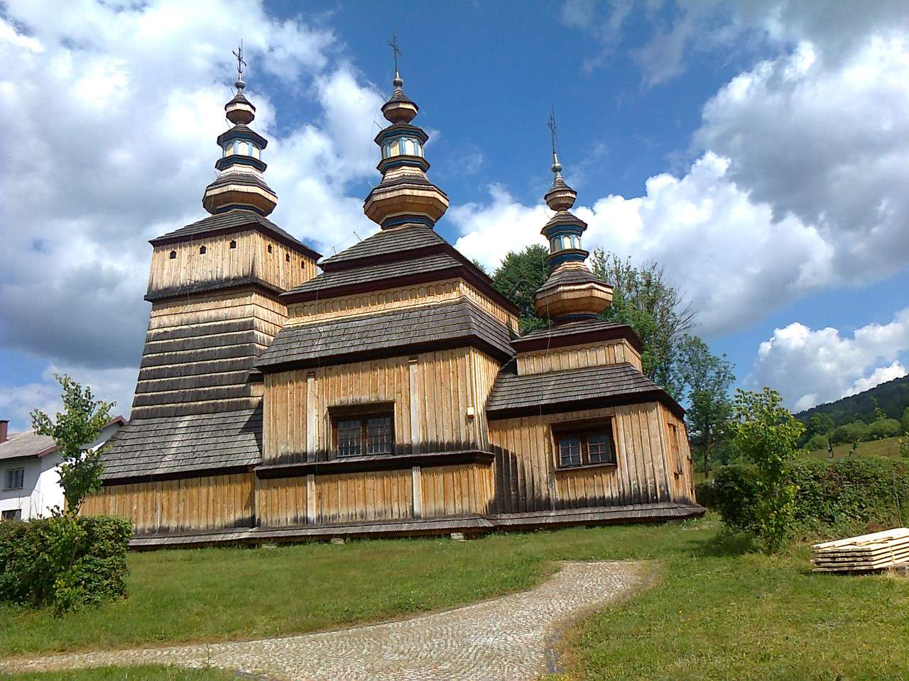 Православная церковь в Кремпне онлайн-пазл