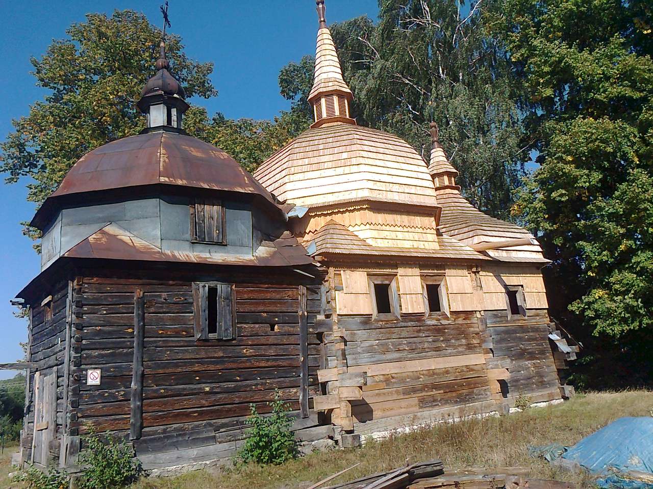 Chotorub - Igreja Ortodoxa puzzle online a partir de fotografia