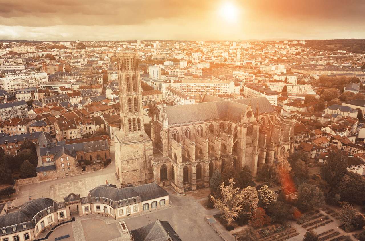 gothic cathedral in Limoges puzzle online from photo