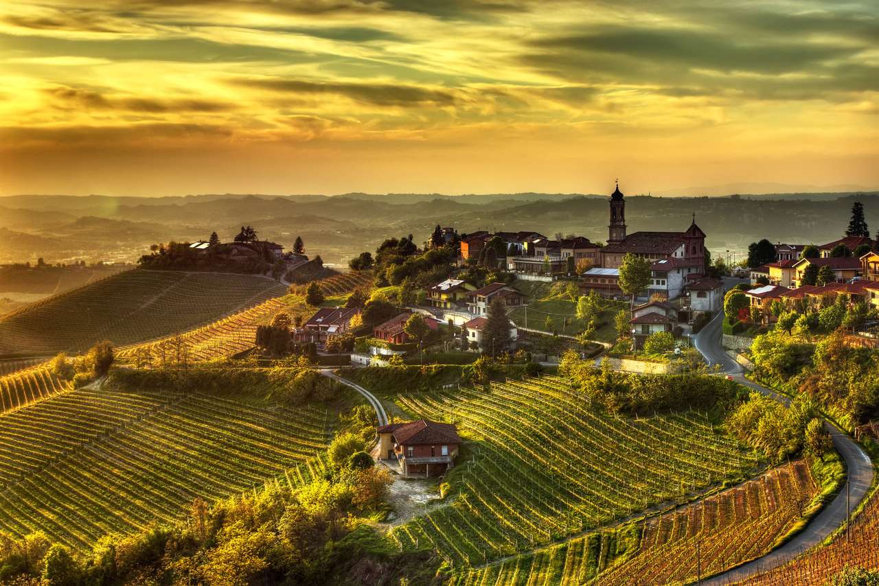 Piemont, Itálie puzzle online z fotografie