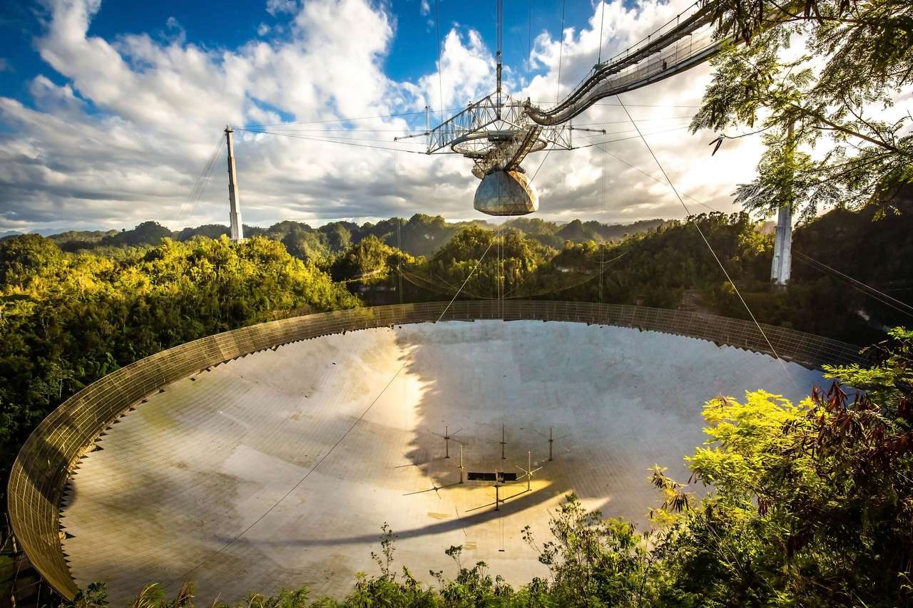 Arecibo national observatory puzzle online from photo