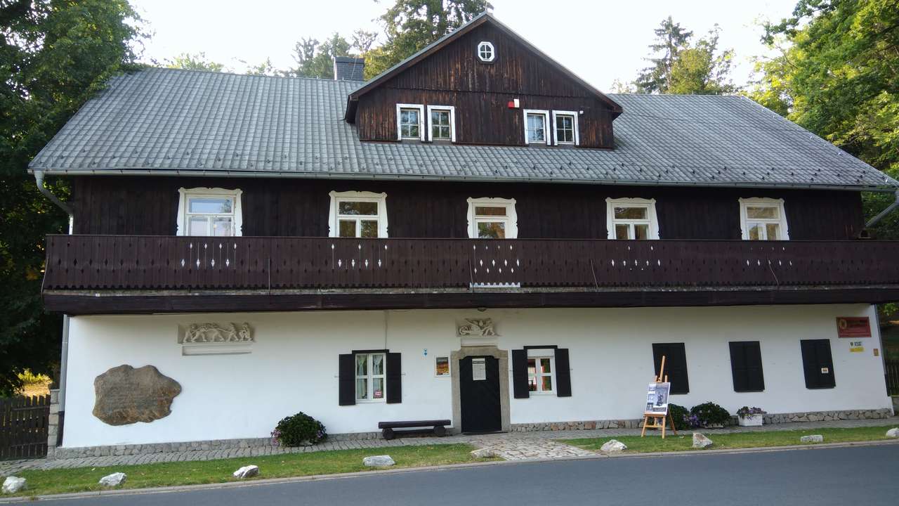 Дом-музей Герхарта Гауптмана - Шклярска Поремба пазл онлайн из фото
