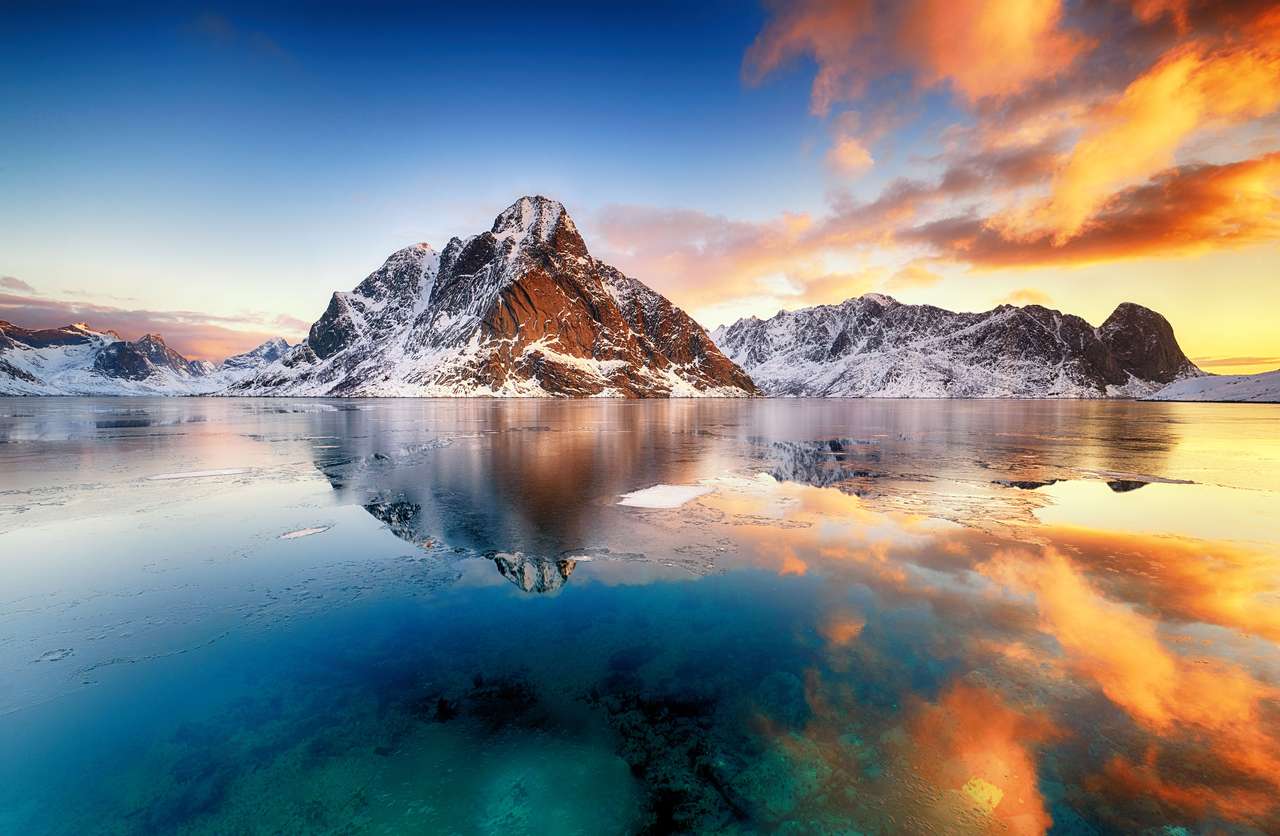 Nascer do sol na Noruega puzzle online a partir de fotografia