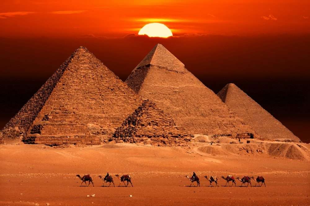 Pirâmide de Giza. puzzle online a partir de fotografia