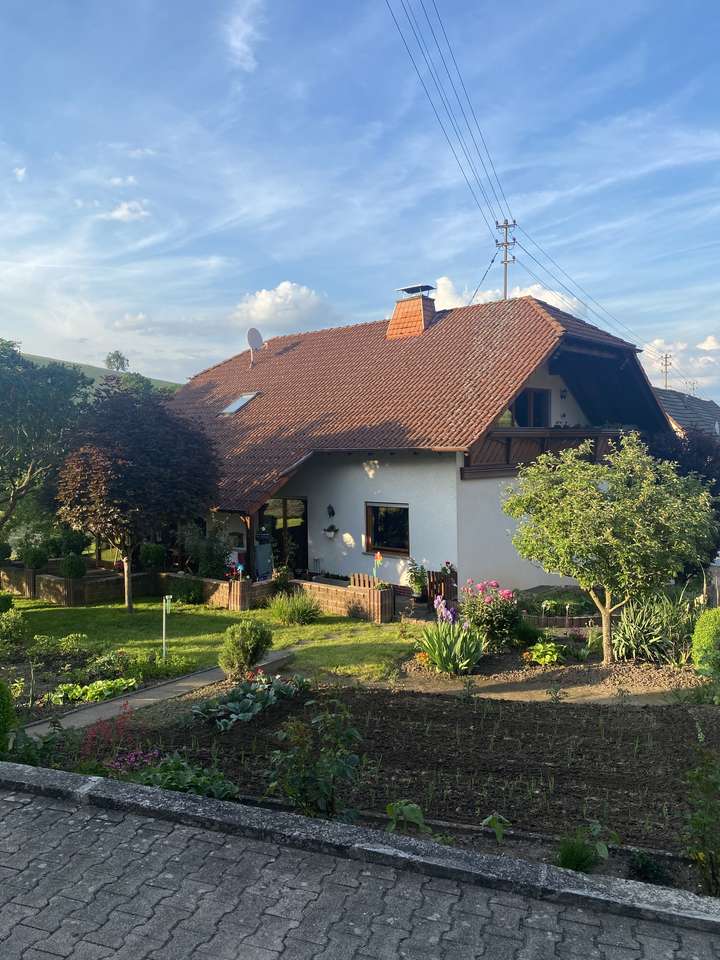 Къща в Германия онлайн пъзел от снимка