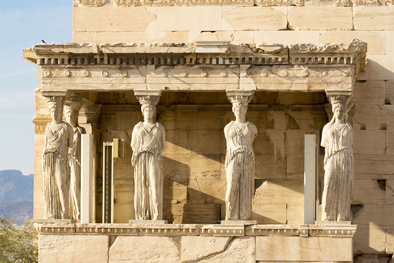 karyatides statues inside acropolis online puzzle