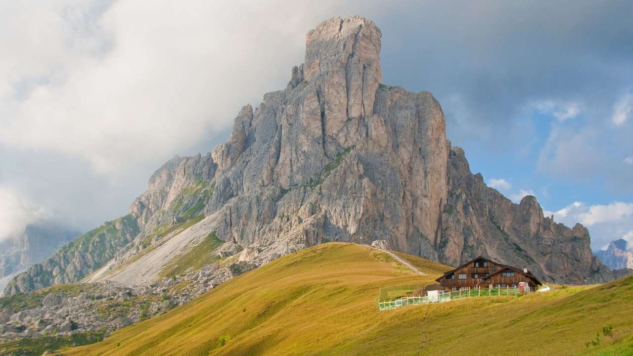 Gusela del Nuvolau from Passo Giau puzzle online from photo