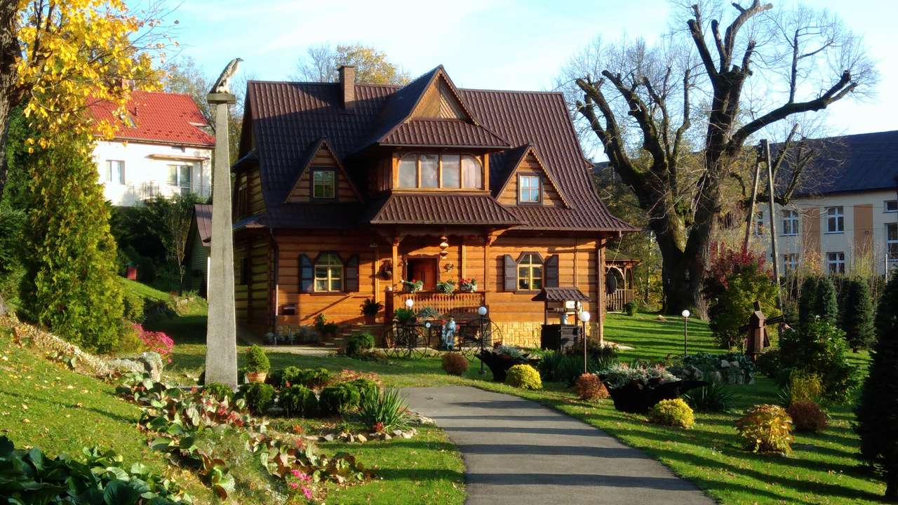Cottage in Bieszczady online puzzel