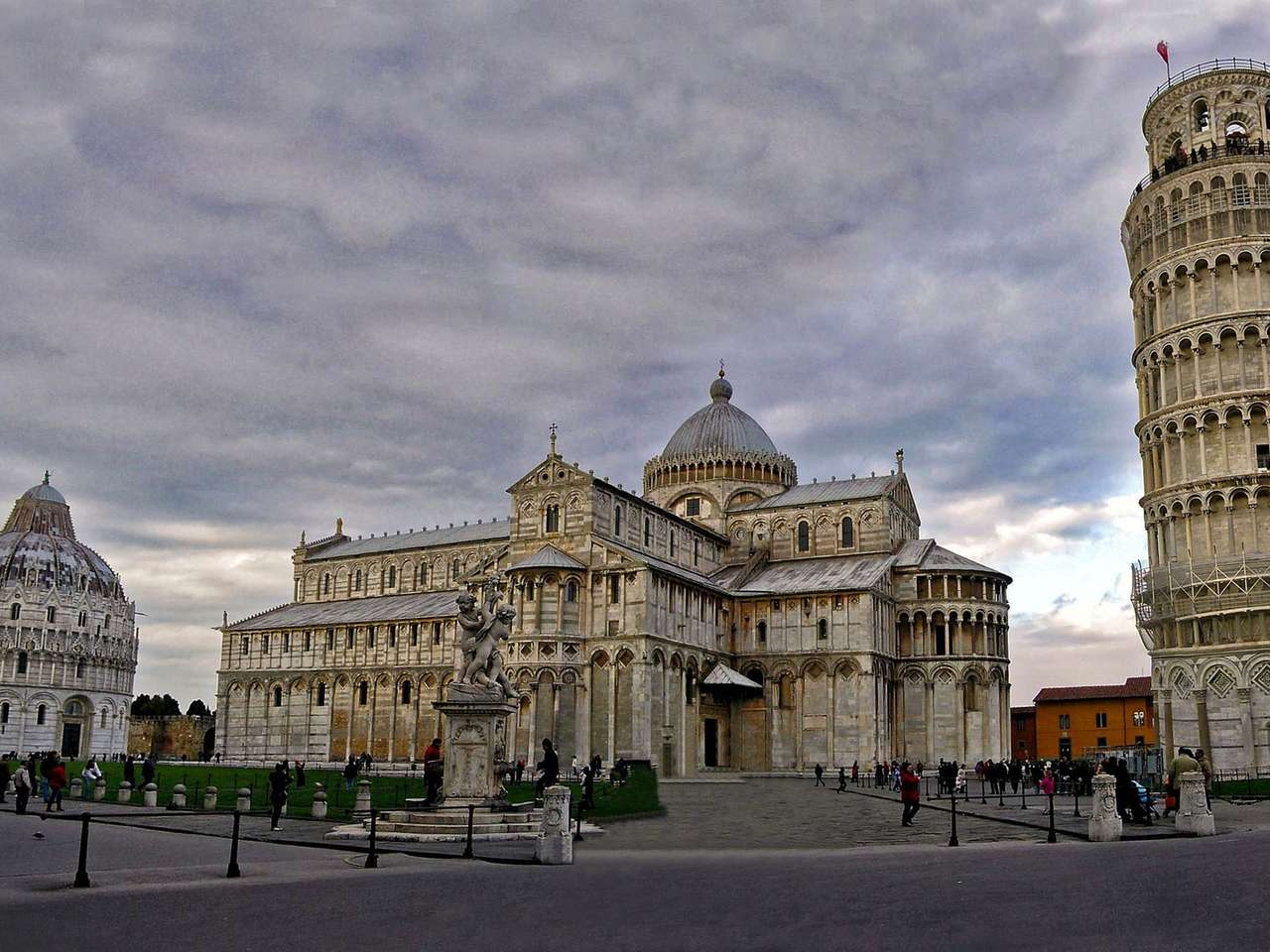 Italien City of Pisa pussel online från foto