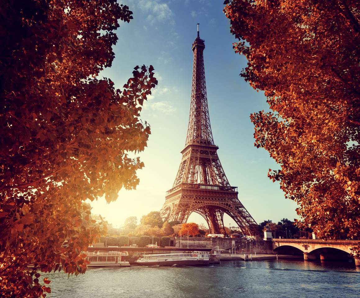 Turnul Eiffel puzzle online