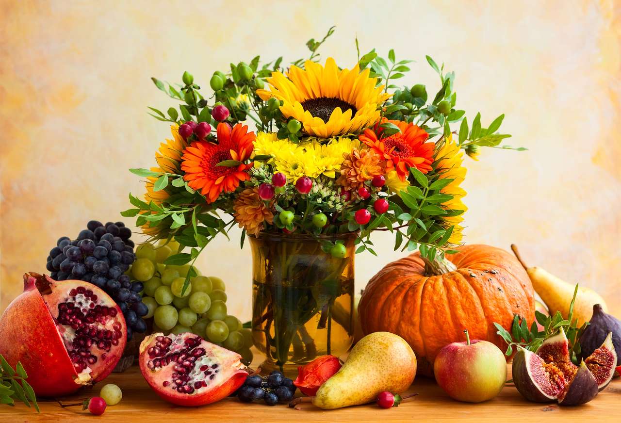 Autumn still life with flowers online puzzle