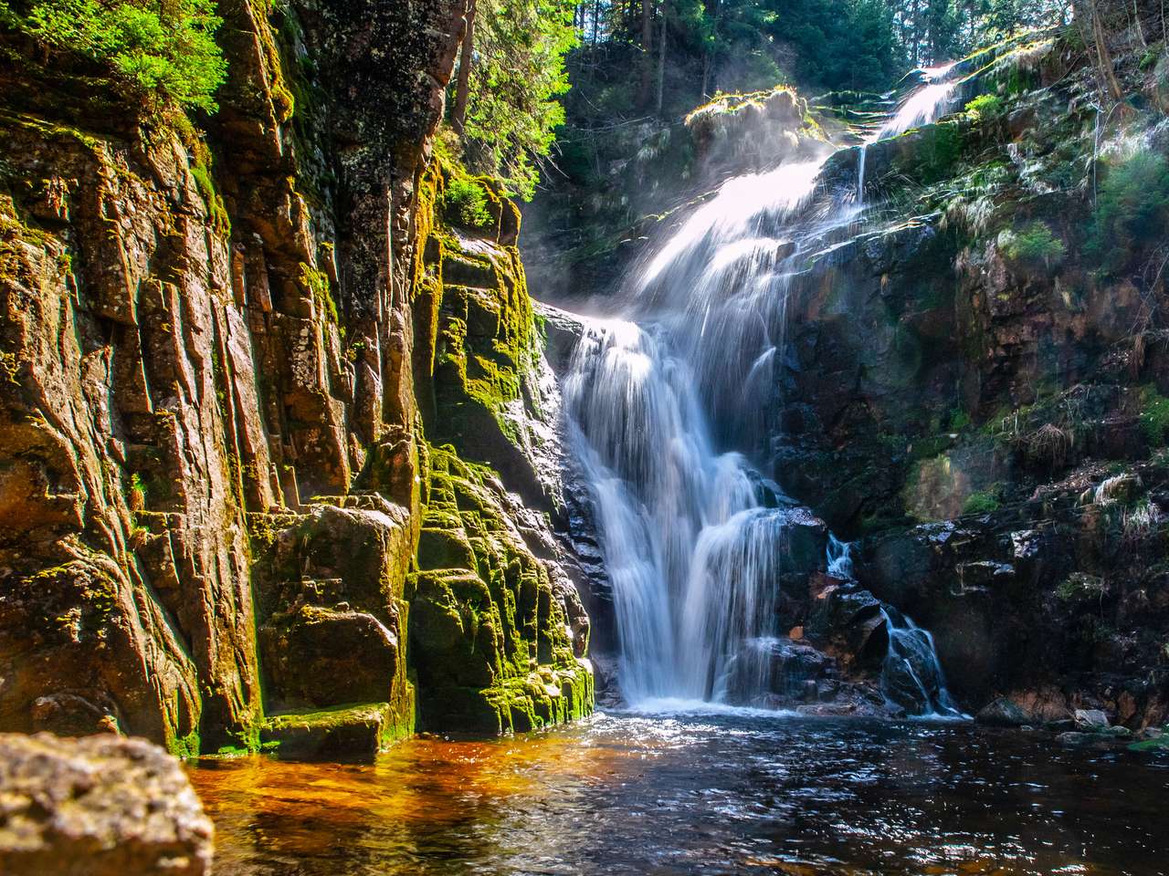 Kamienczyk waterfall puzzle online from photo