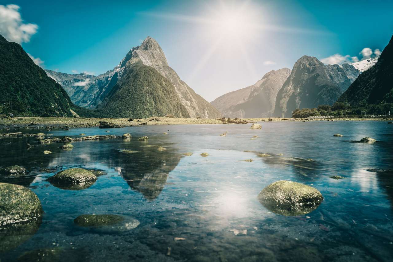 Milford Sound, New Zealand online puzzle