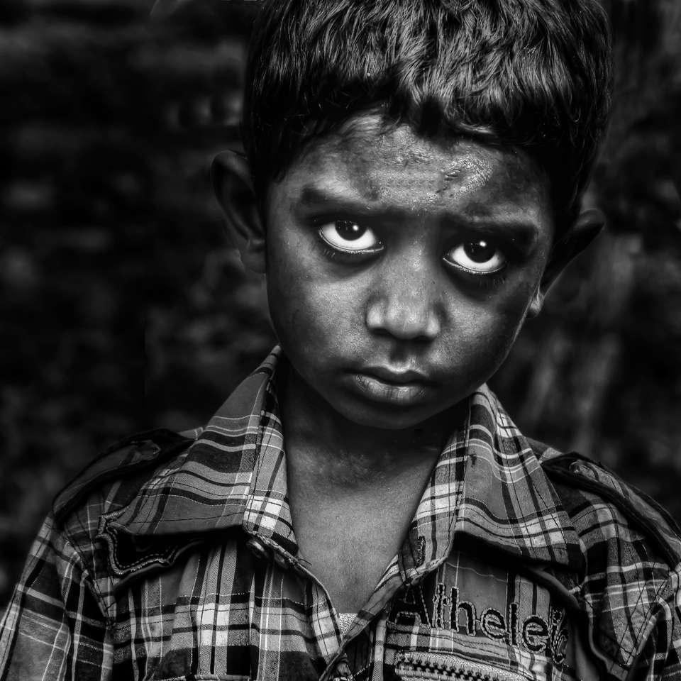 Junge von Sri Lanka Online-Puzzle vom Foto