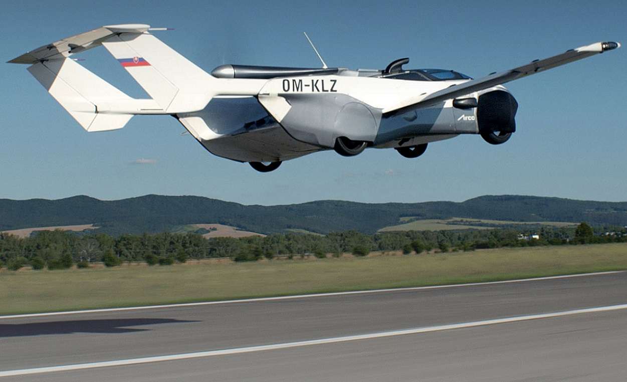 Flyga bil - landning Pussel online