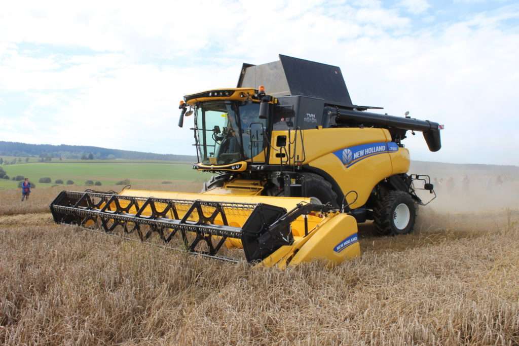 New Holland combine puzzle online from photo