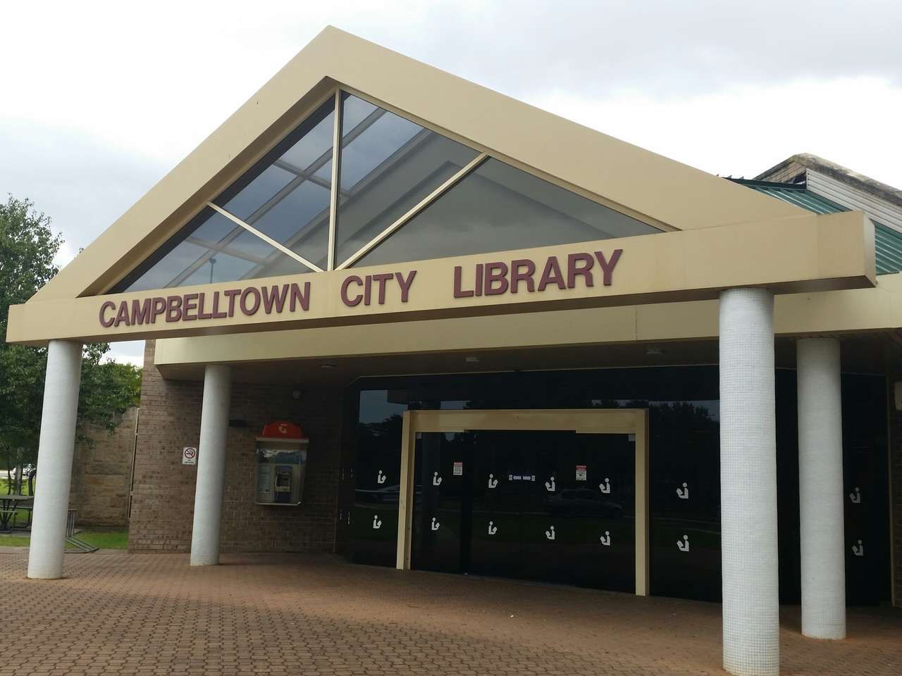 Biblioteca City Campbelltown. puzzle online