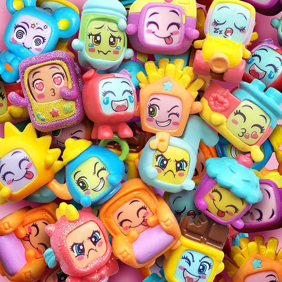 Mojipops series 1 puzzle online from photo