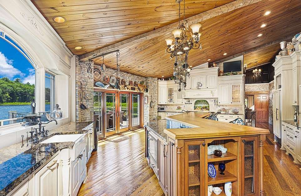 Interior da mansão de 30 anos - cozinha puzzle online a partir de fotografia