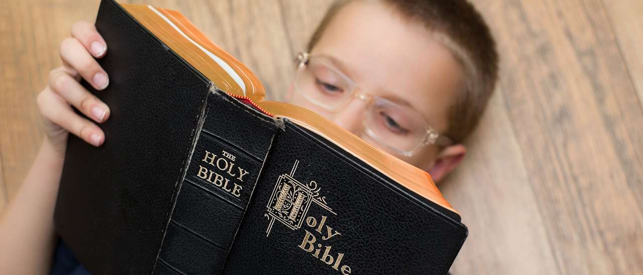 Bibeln pussel online från foto