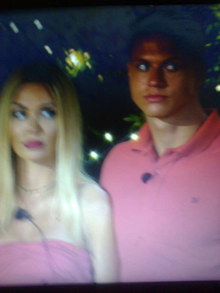 Arsen and Angela.Love Island 3. puzzle online from photo
