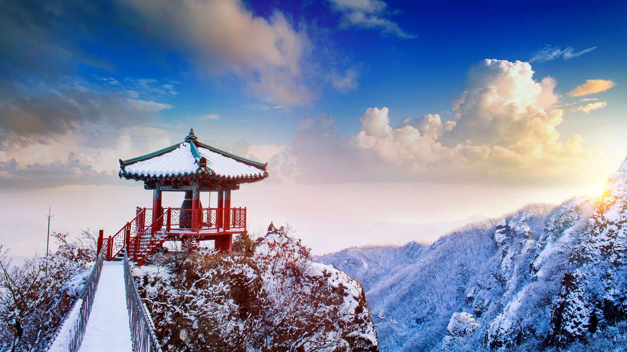Пейзаж през зимата, Гимосан в Корея. онлайн пъзел