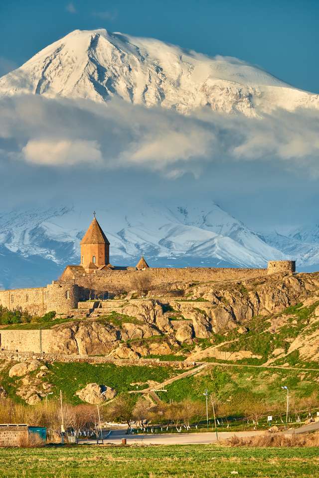 Khor-Virap in Armenien mit Arrarat-Berg Online-Puzzle vom Foto