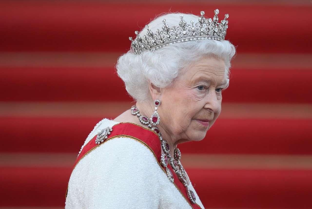 Drottningen pussel online från foto