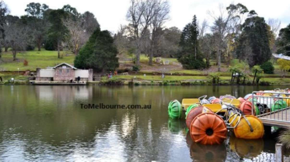 Emerald Lake Park онлайн пъзел от снимка
