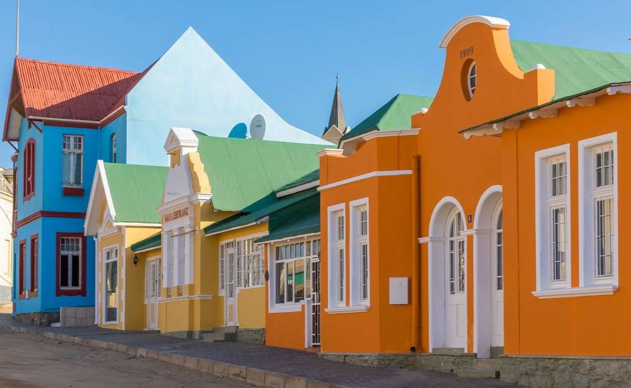 Редови къщи в Намибия онлайн пъзел