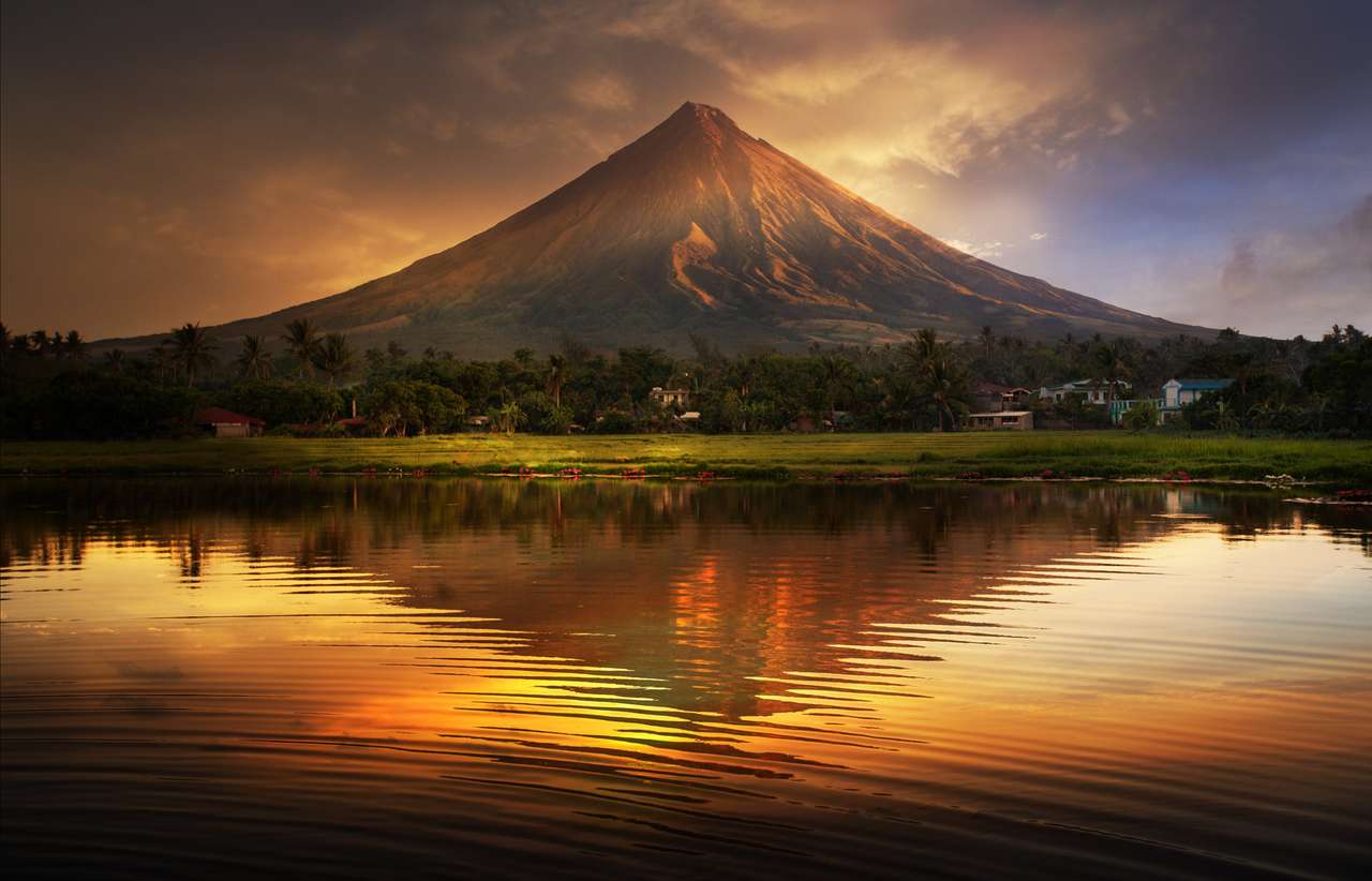 Вулкан Майон, Филипини онлайн пъзел