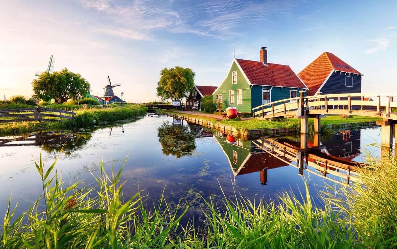 вятърна мелница в холандска природа пейзаж онлайн пъзел