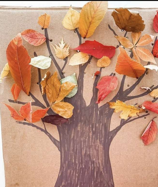 Árbol de otoño puzzle online a partir de foto