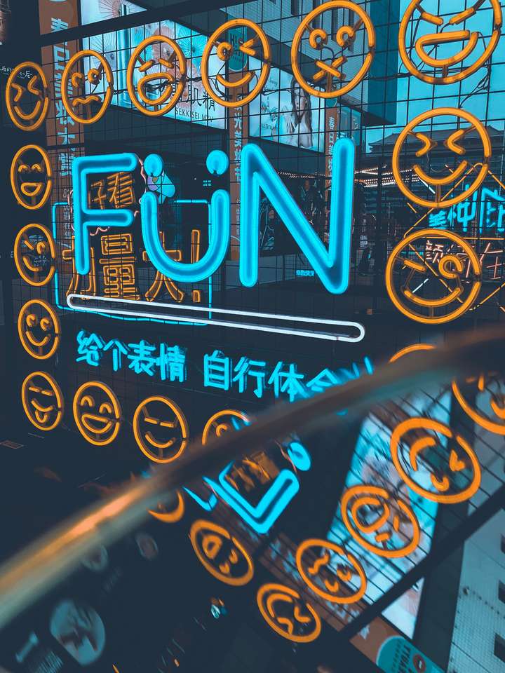 neonová emoji deska online puzzle