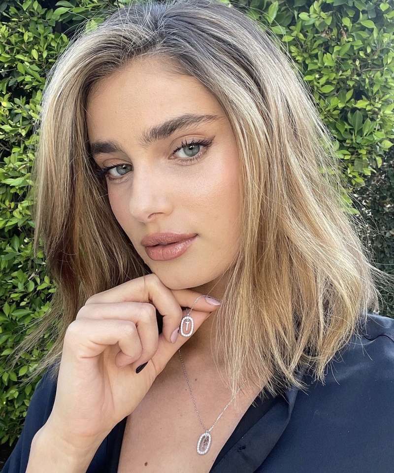 Taylor Marie Hill puzzle online from photo