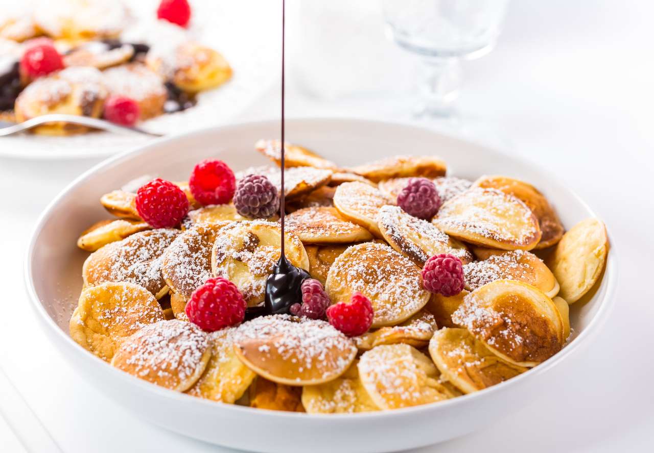 Poffertjes - Dutch pancakes with fresh raspberries puzzle online from photo