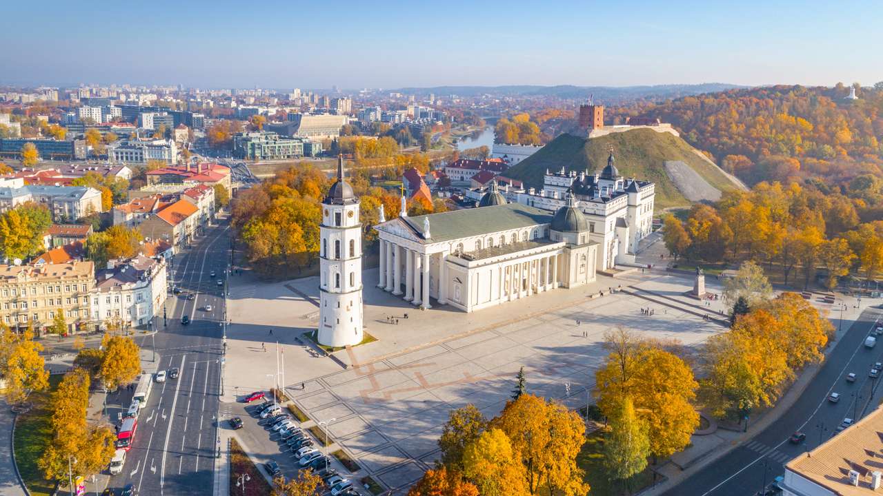 Flygfoto över Vilnius stad, Litauen pussel online från foto