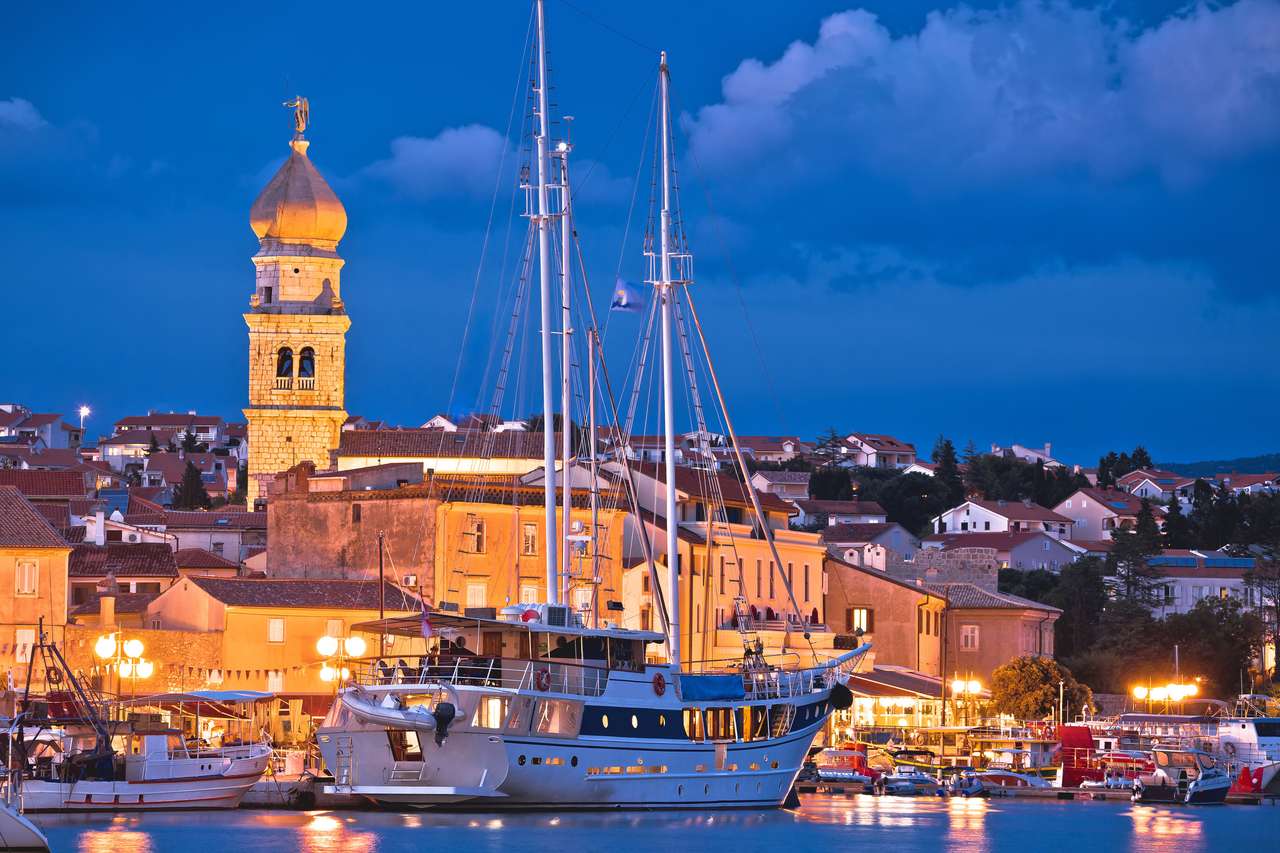 Krk. Ostrovní město, region Kvarner v Chorvatsku online puzzle