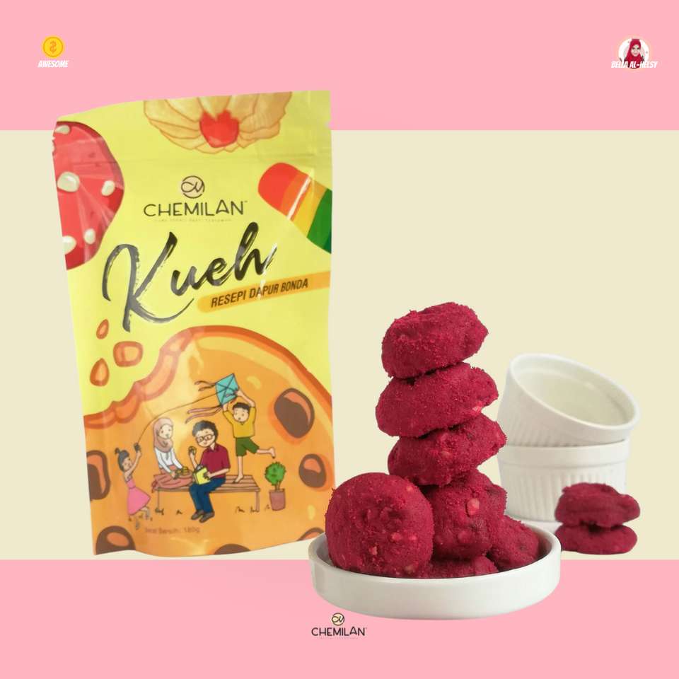 KUEH CHEMILAN puzzle online from photo