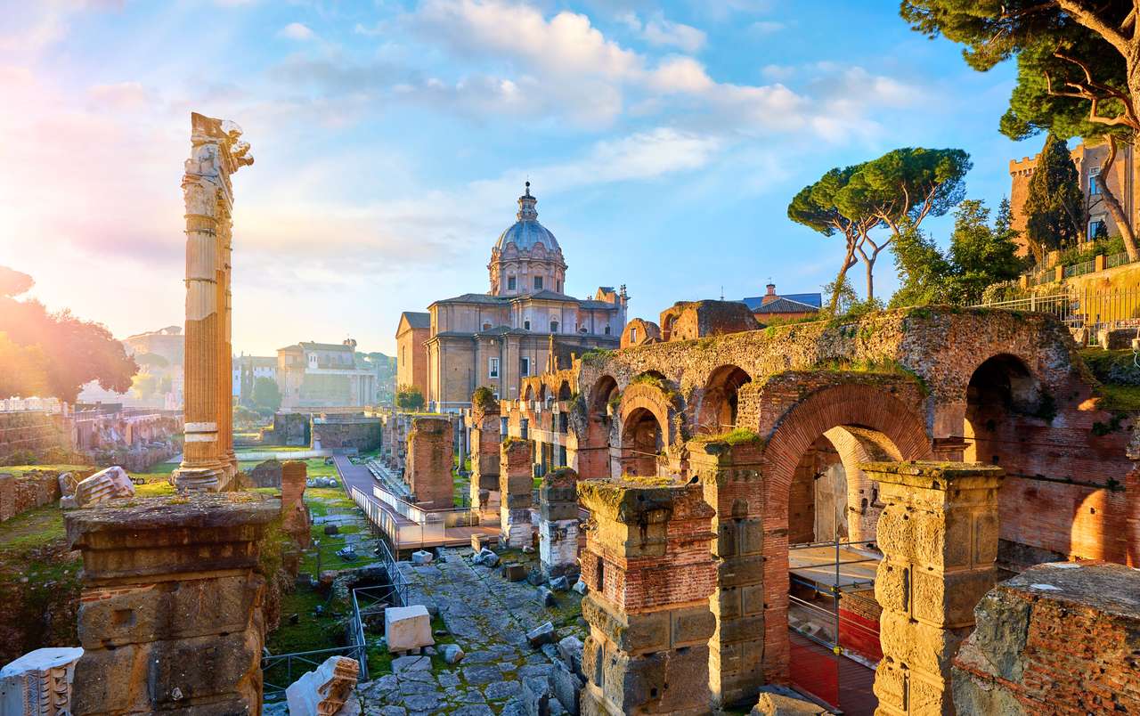 Forum Romanum v Římě, Itálie online puzzle