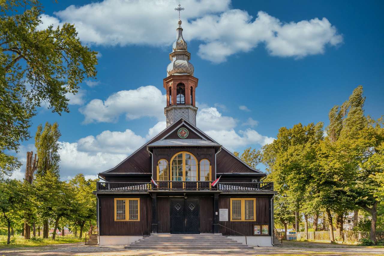 Église catholique dans le centre-ville de Lodz, Pologne puzzle en ligne