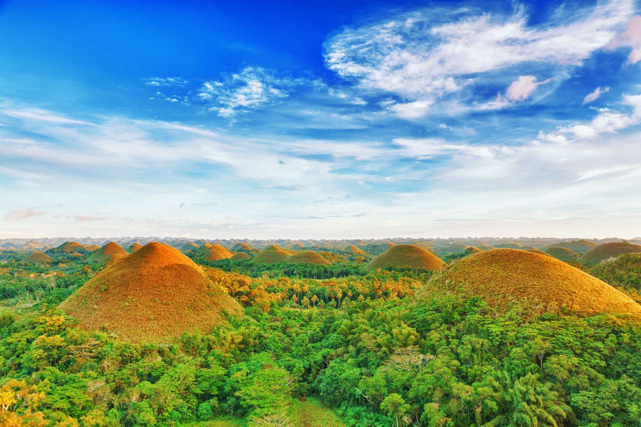 Utsikt över Chocolate Hills. Bohol, Filippinerna Pussel online