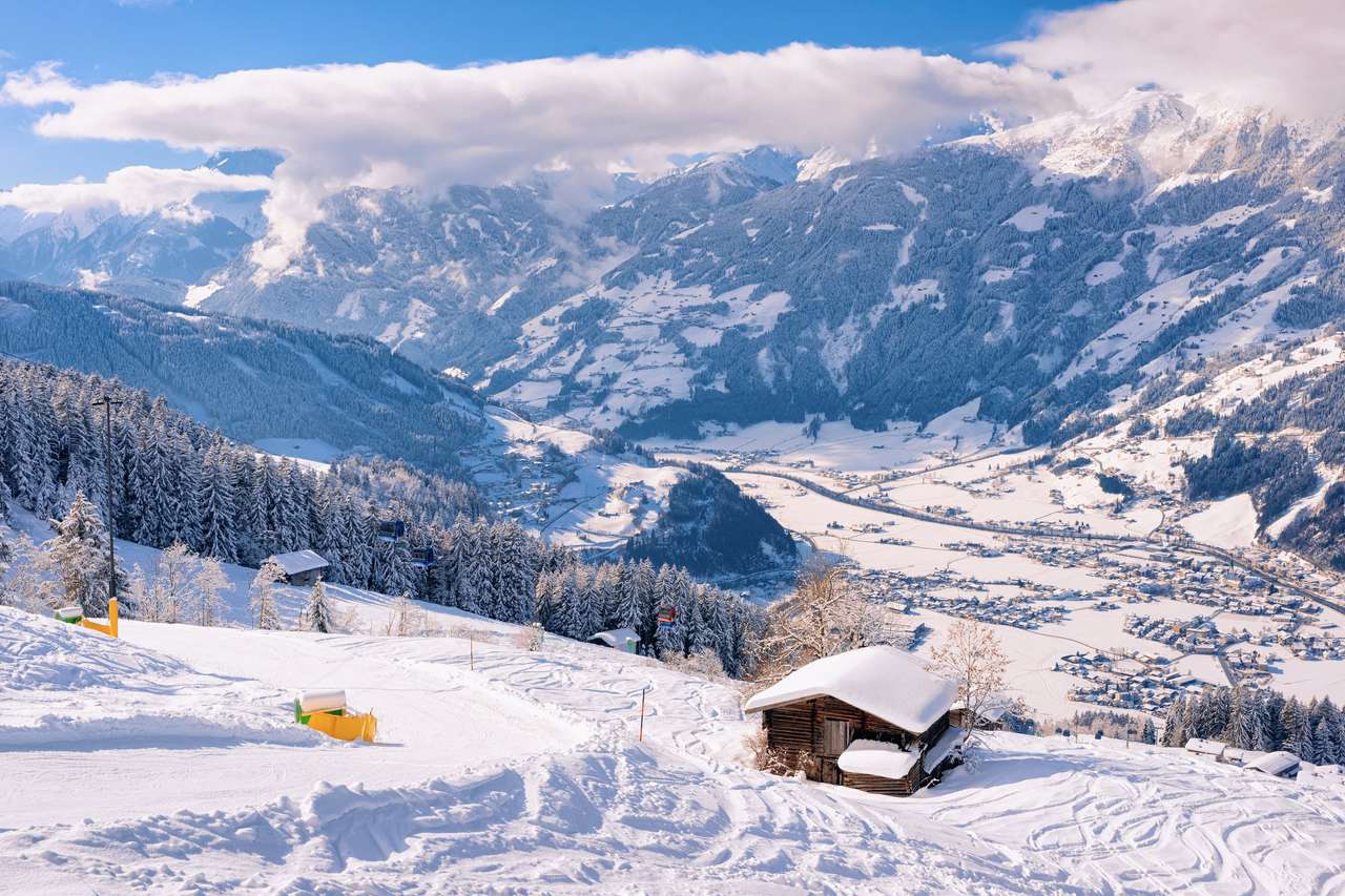 Estância de esqui Zillertal Arena na Áustria puzzle online