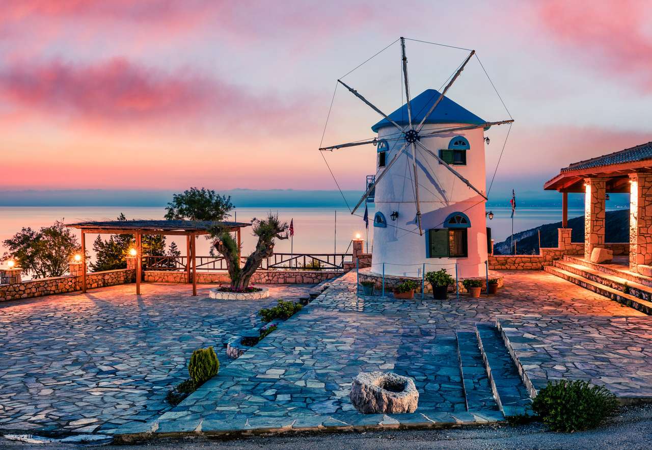 Fabulous morning scene on the Windmill online puzzle