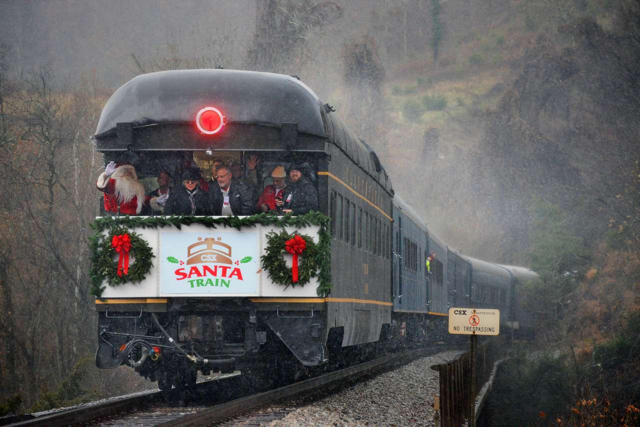 Дядо Коледа влак онлайн пъзел