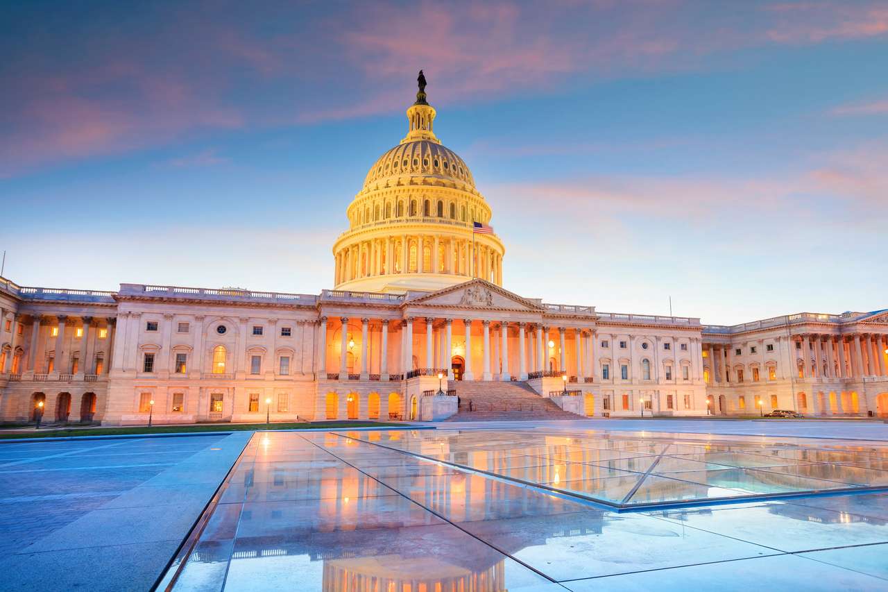The United States Capitol building puzzle online from photo
