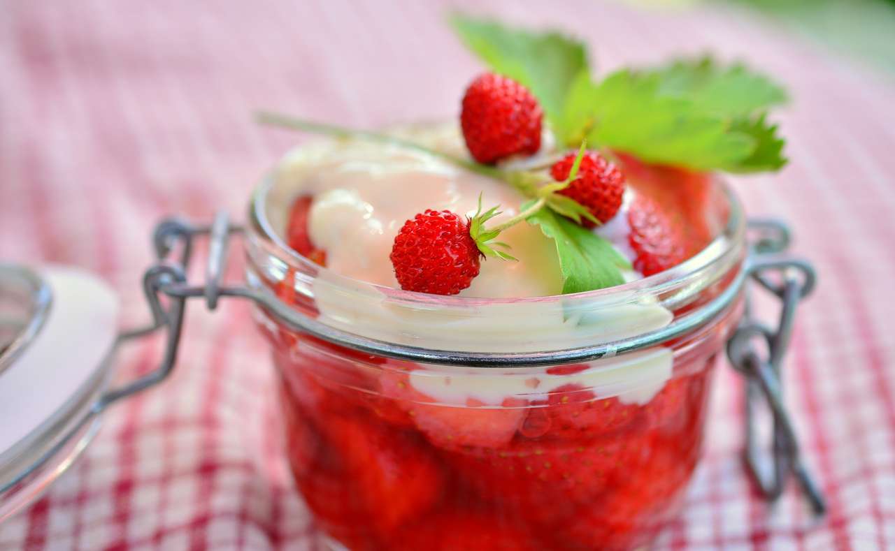 dessert aux fraises puzzle en ligne à partir d'une photo